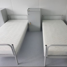 #03 FOLDING BED GREY - Skládací kovová postel 2000/900